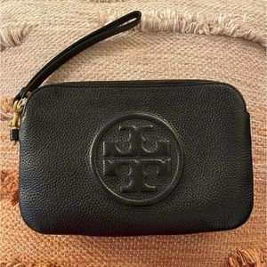 Tory Burch Perry Bombe Wristlet, black leather